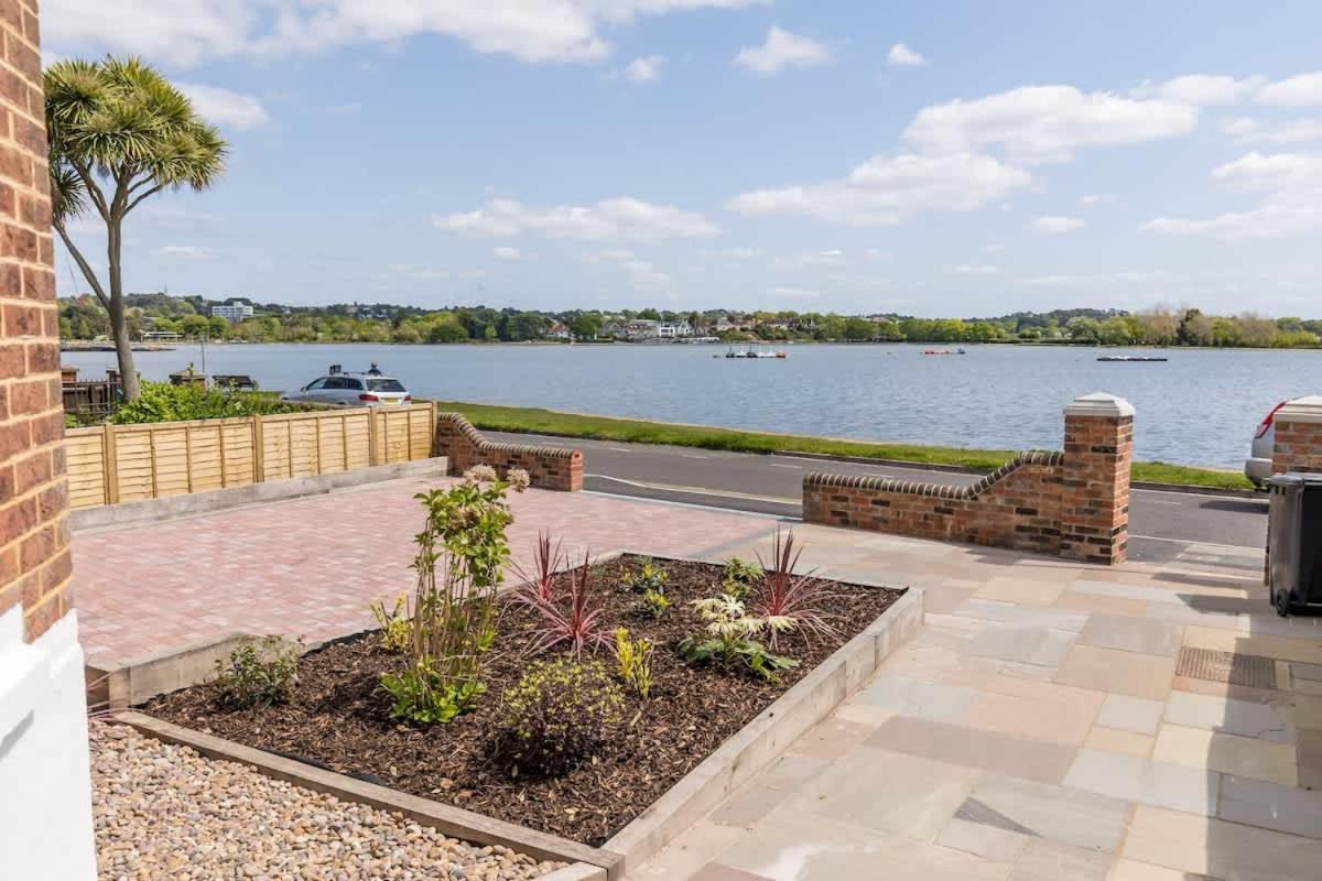 Park Lake View Poole Buitenkant foto