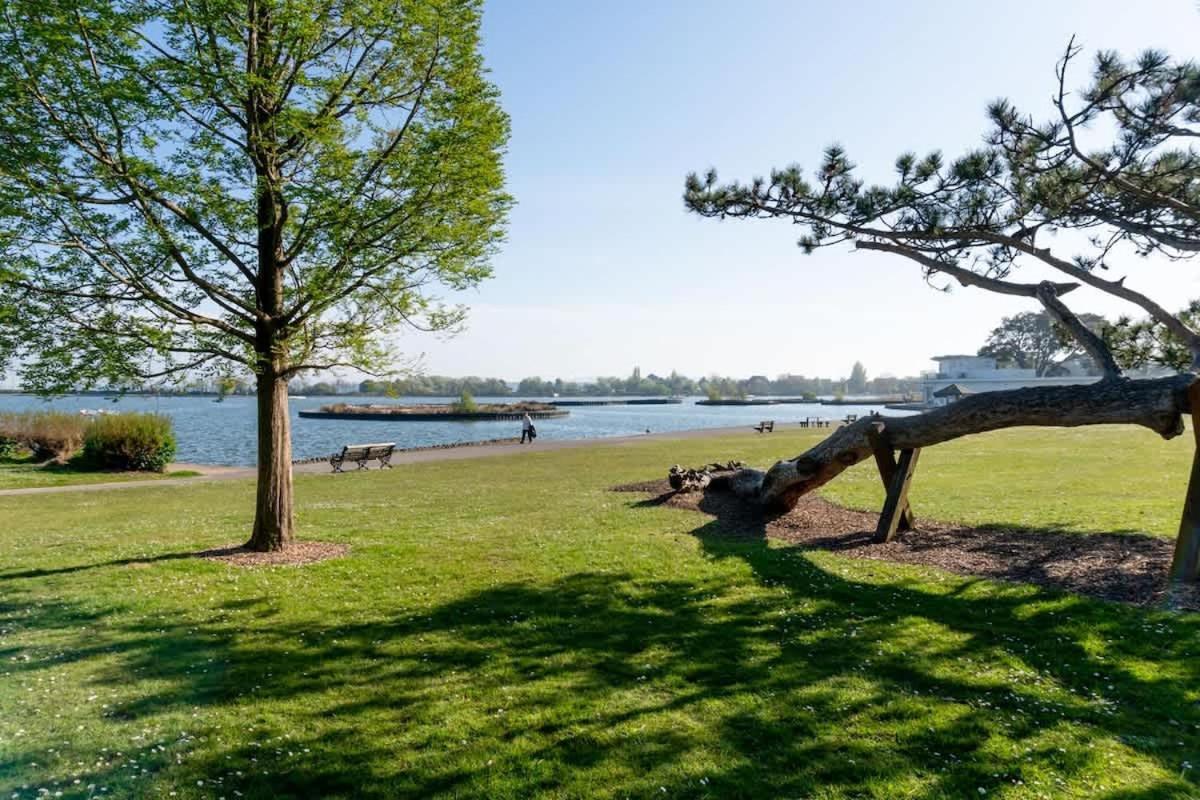 Park Lake View Poole Buitenkant foto